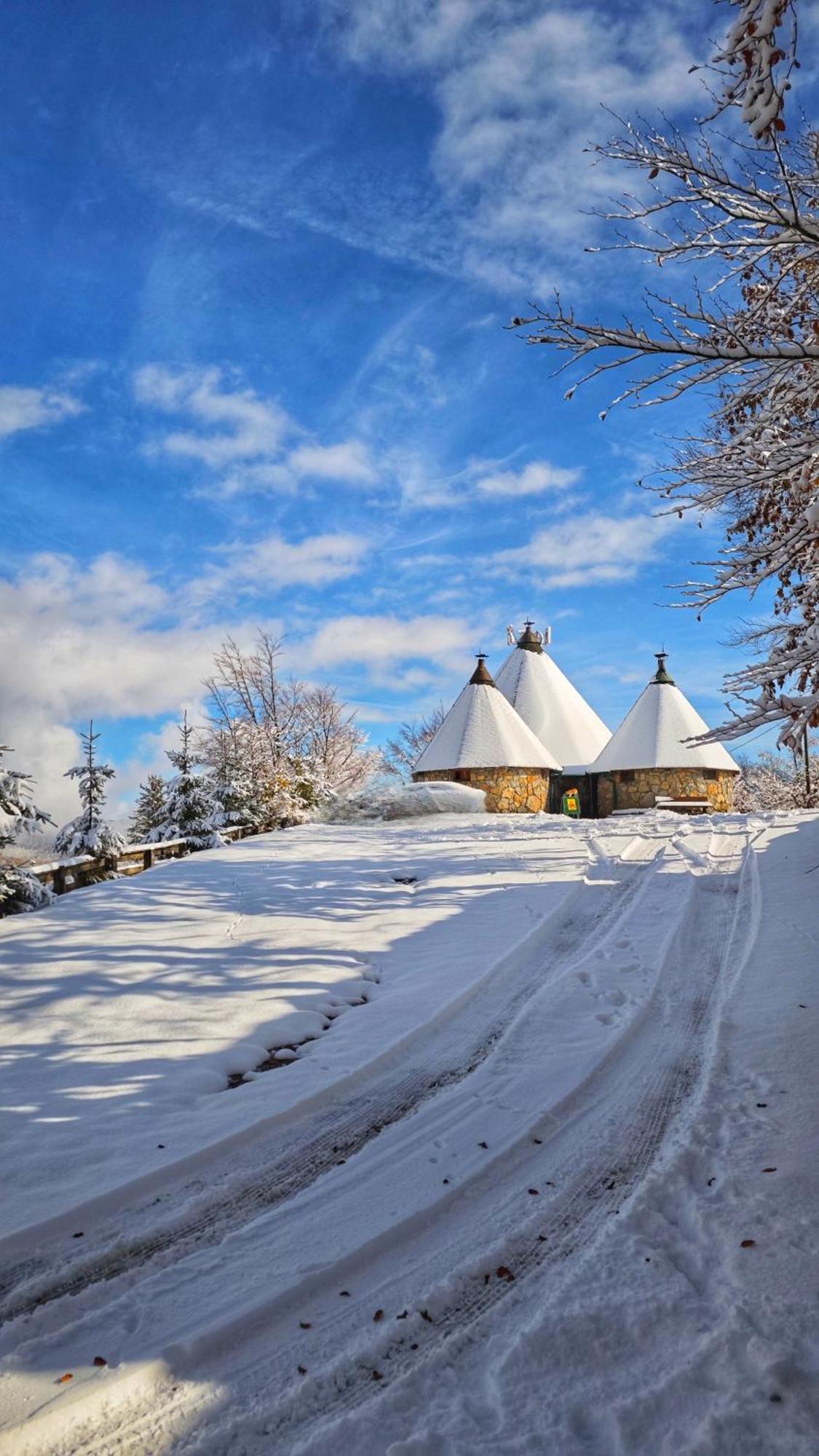 Kozak Apartments & Restaurant Mojkovac Bagian luar foto